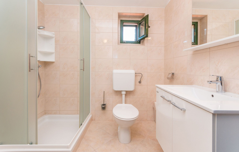 Bathroom 4, Apartment Porat, Pakoštane