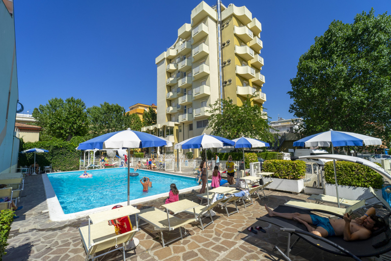 Exterior & Views 2, Hotel Oceanic, Rimini