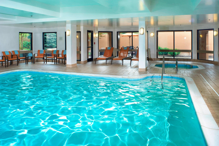 Sport & Beauty, Courtyard by Marriott Cleveland Airport North, Cuyahoga