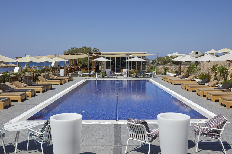 Sport & Beauty 3, Sea Breeze Santorini Beach Resort, Curio Collection Hilton, South Aegean