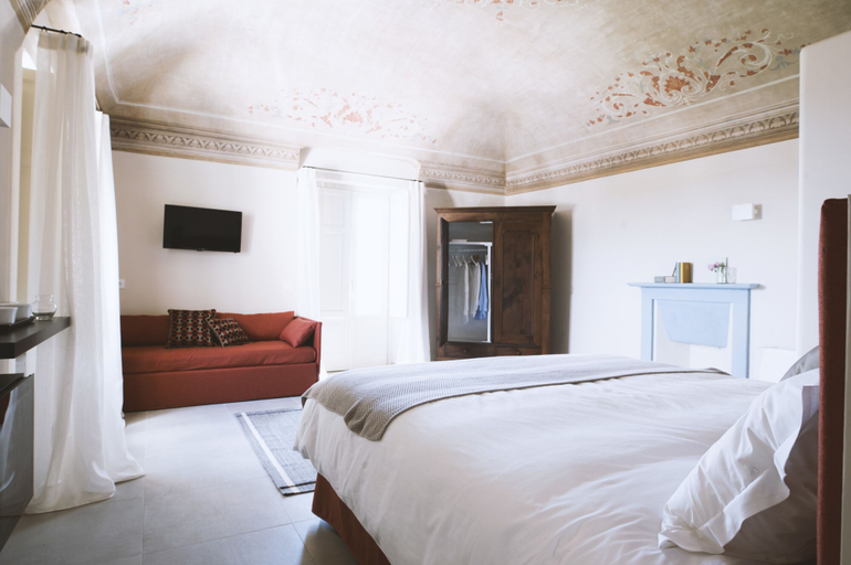 Bedroom 5, Moonfrà, Asti