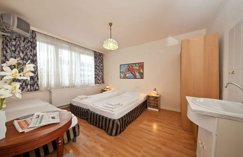 Bedroom 4, Hotel Wikinger Hof Hamburg, Hamburg