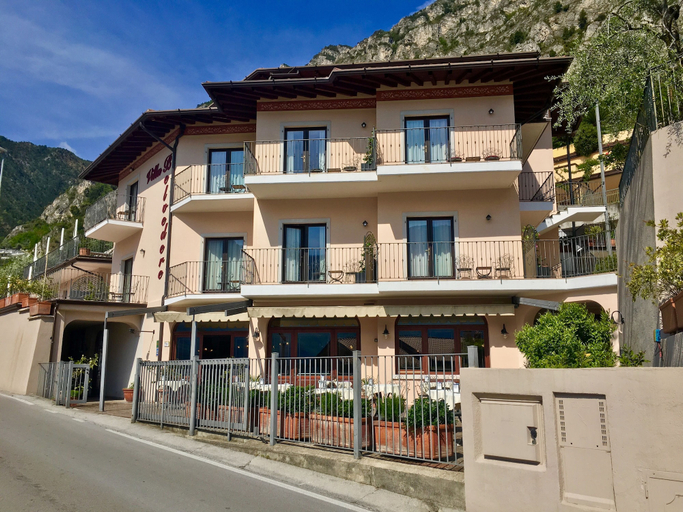 Exterior & Views 2, Villa Belvedere Hotel, Brescia