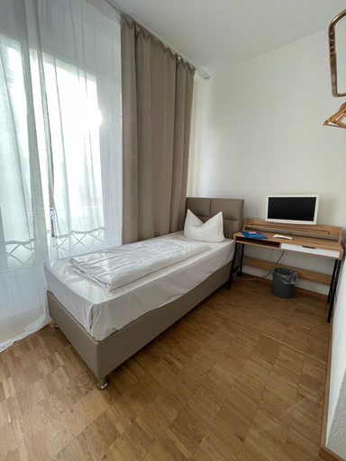 Bedroom 4, TM Hotel Düsseldorf, Düsseldorf