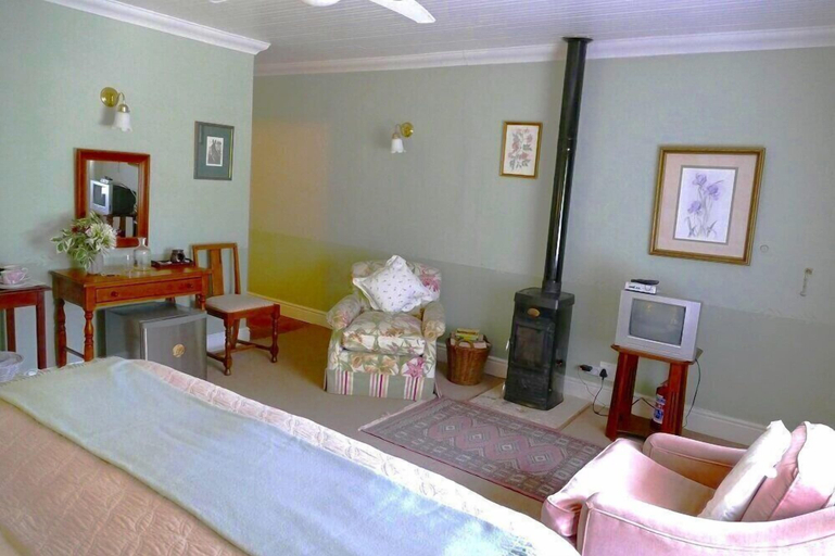 Bedroom 3, High Hopes, Overberg