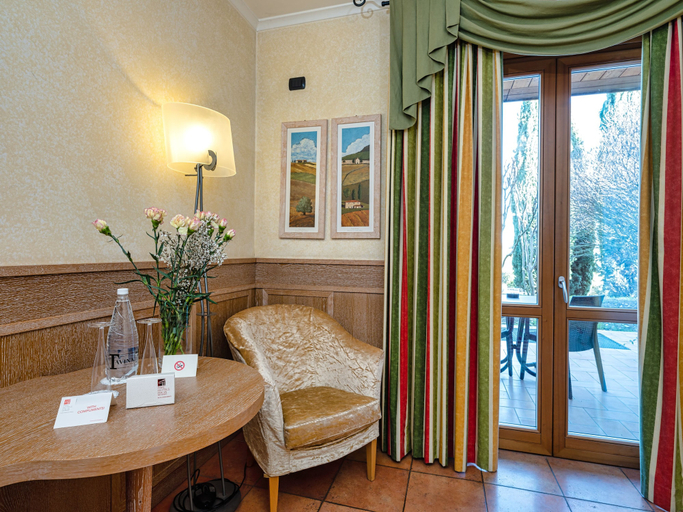 Bathroom 5, Active Hotel Paradiso, Verona