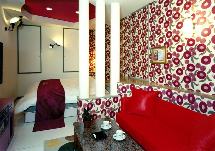 Others 3, Hotel K's Dandy -A Trip to the Town of Provence - Adults Only, Okazaki