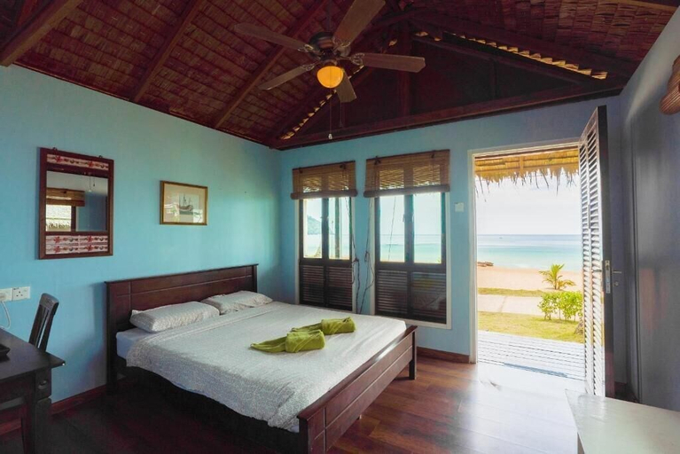 Bedroom 4, 1511 Coconut Grove, Mersing