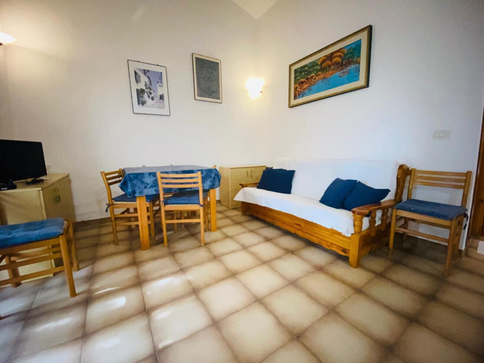 Living room 4, Villetta Lu Liciu con giardino, Nuoro