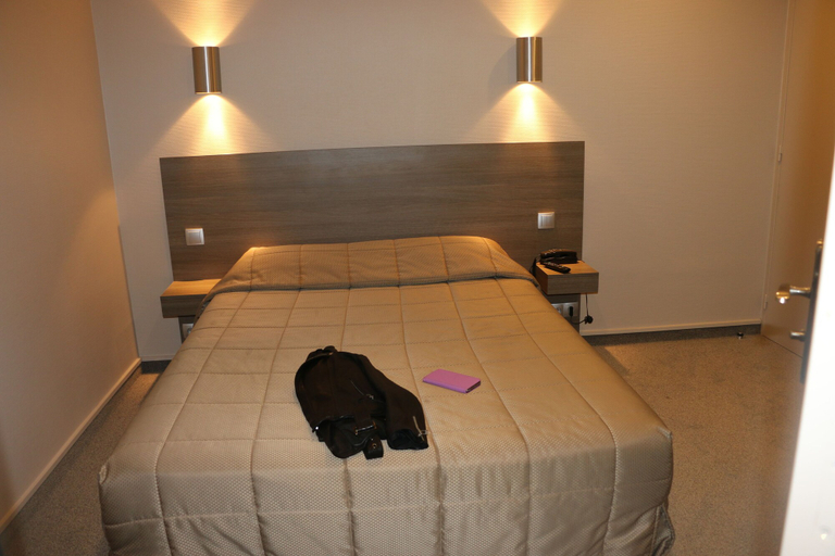 Bedroom 2, Hôtel Des Arènes, Paris