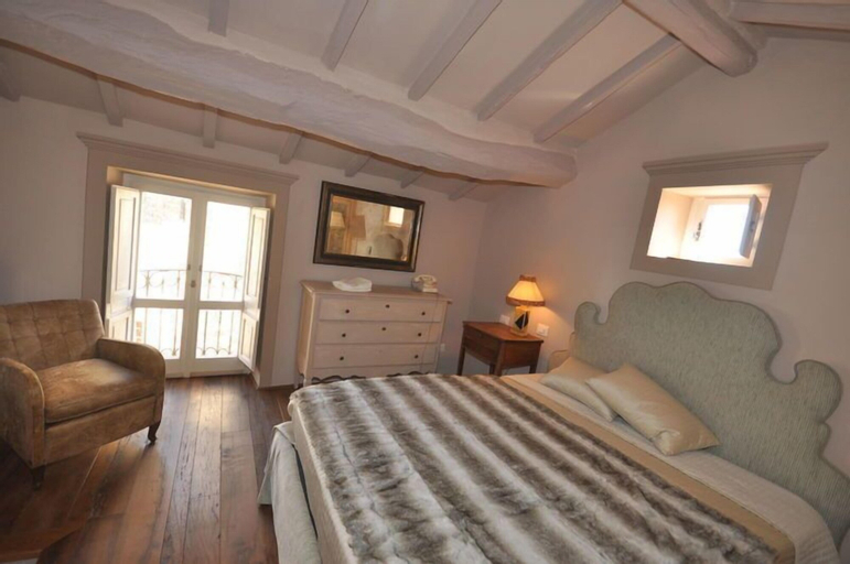 Bedroom 3, Gellino, Arezzo