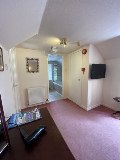 Others 5, Columba House, Highland