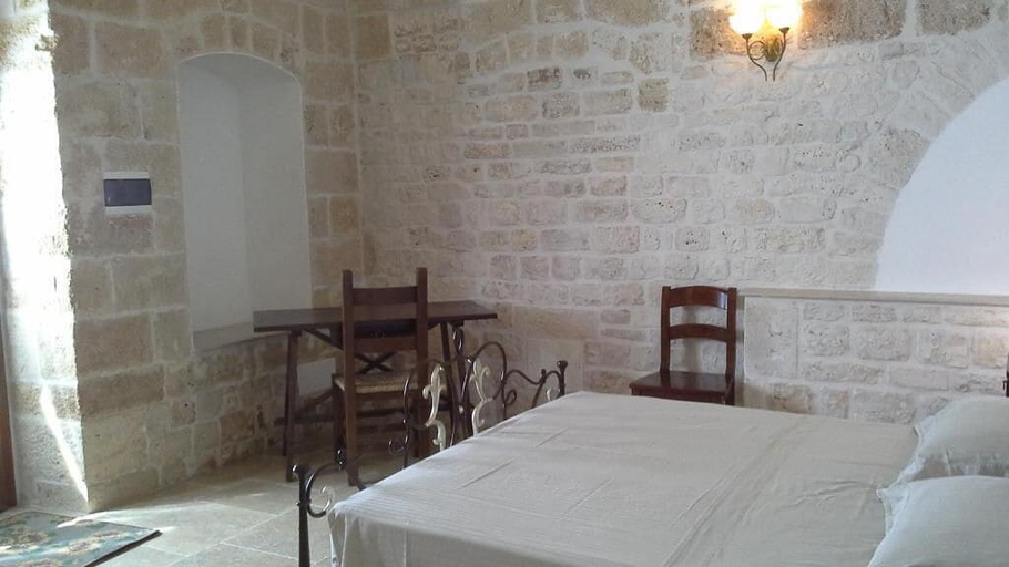 Bedroom 2, Masseria Ciavea, Bari