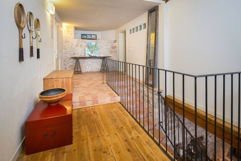 Others 5, Old Tree Villa, Jelsa