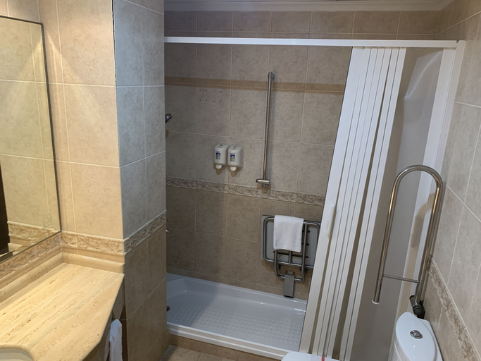 Bathroom 4, Hotel Vent de Mar, Valencia