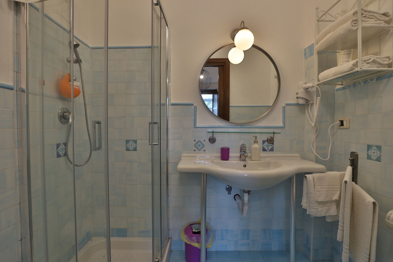Bathroom 5, Kriò Gelsomare, Salerno