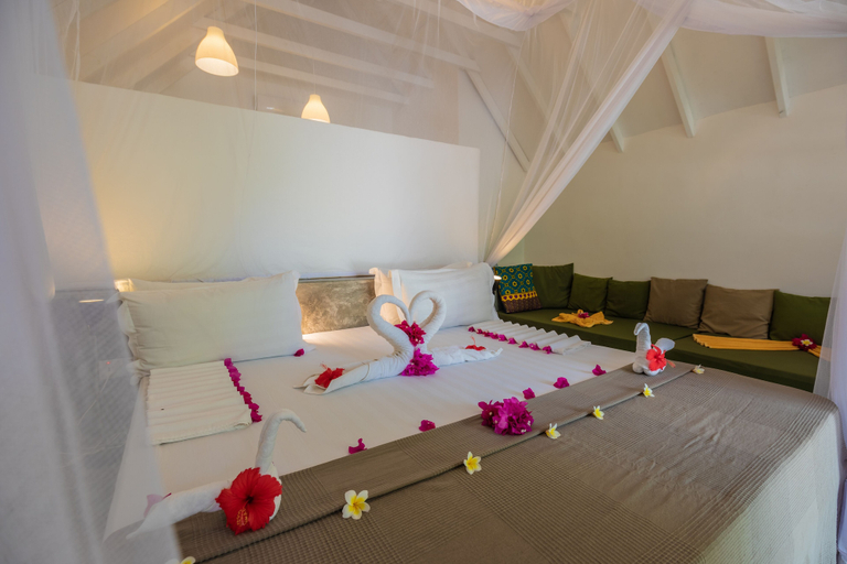 Bedroom 3, Fun Beach Hotel, Kusini