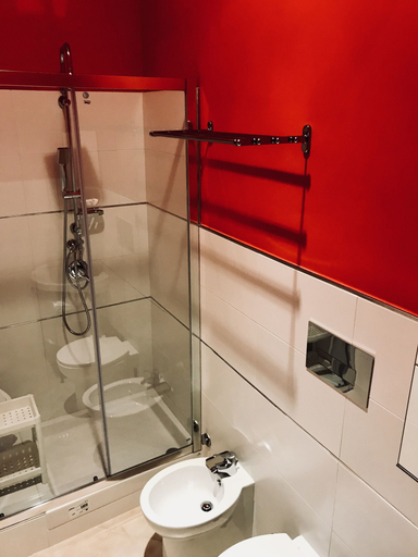 Bathroom 5, Bedroom21, Salerno