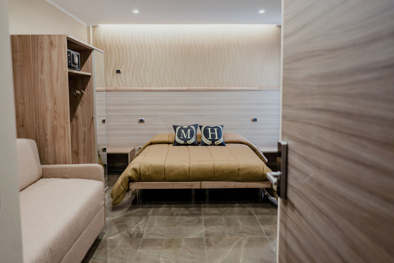 Bedroom 3, Miryam House Affittacamere Suite Relax, Foggia