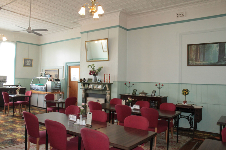 Food & Drinks 5, Bischoff Hotel, Waratah/Wynyard - Pt B
