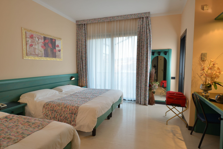 Bedroom 3, Eden, Verona