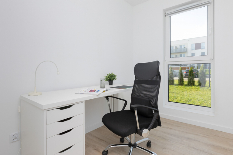 In-room dining 3, Warsaw Apartment With Terrace by Renters, Warsaw