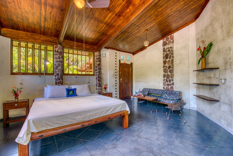 Bedroom 3, Omega Tours Adventure Company & Eco Jungle Lodge, La Ceiba