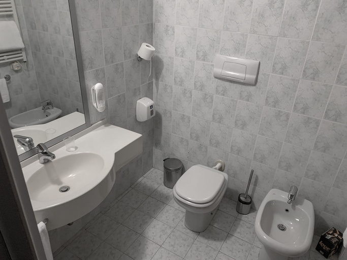 Bathroom 4, La Locanda della Franciacorta, Brescia
