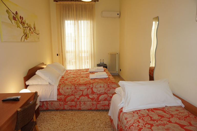 Bedroom 4, B&B Piazza 300mila, Lecce