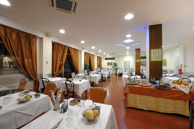 Food & Drinks 5, Hotel Arma, Imperia