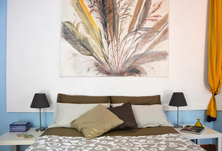 Bedroom 2, Altera Domus, Napoli