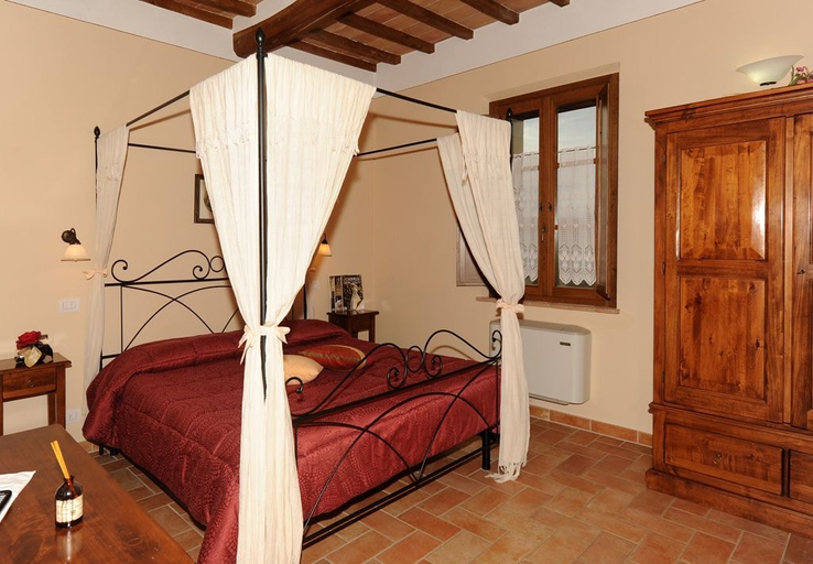 Bedroom 3, Agriturismo Poggio Tobruk, Siena