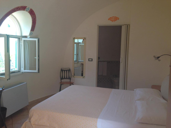 Bedroom 2, Giardino di Sicilia, Messina
