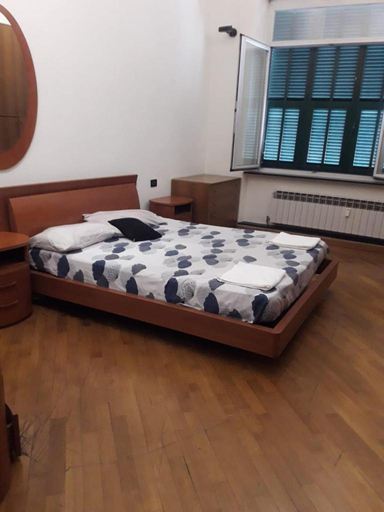 Bedroom 3, Modern and Cosy Apartment in Genoa, Italy, Genova