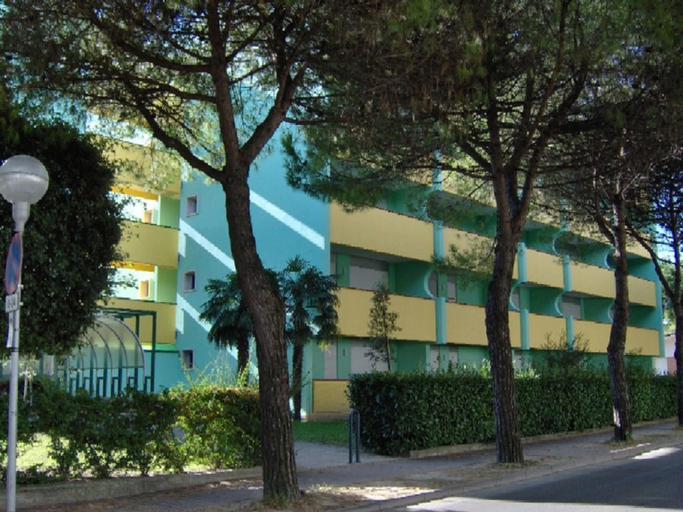 Primary image
