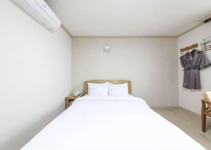 Bedroom 2, MJ Tour Hostel, Yeosu