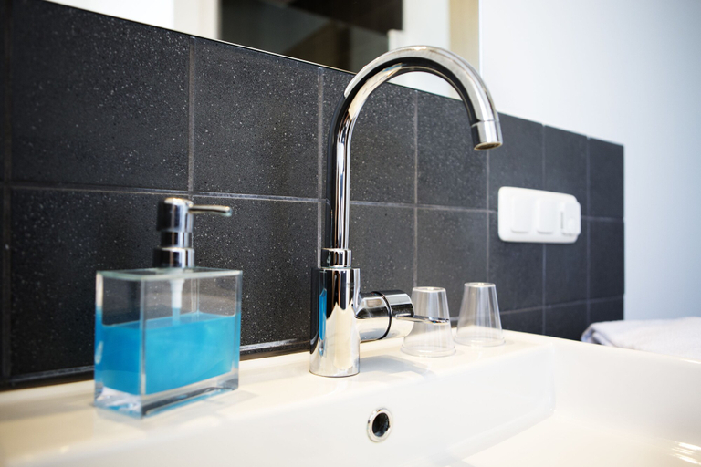 Bathroom 5, Altes Eishaus, Hotel & Restaurant, Gießen