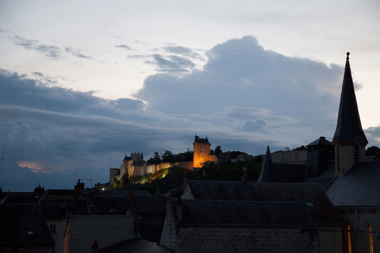Exterior & Views 2, Brit Hotel Chinon le Lion d'Or, Indre-et-Loire