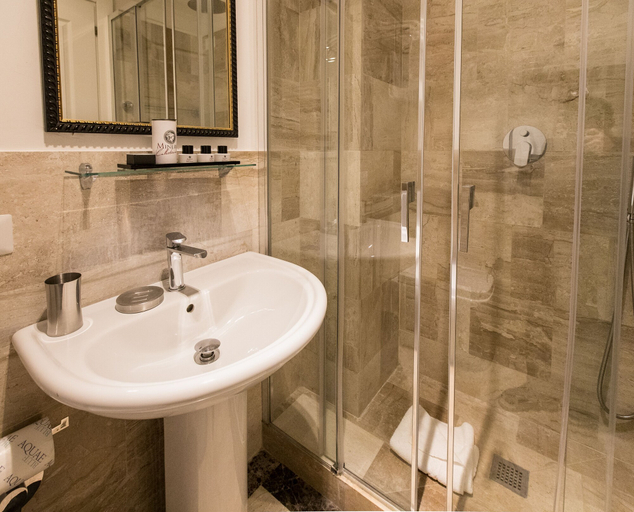 Bathroom 5, Minerva Relais, Roma