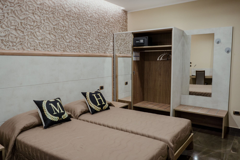 Bedroom 2, Miryam House Affittacamere Suite Relax, Foggia