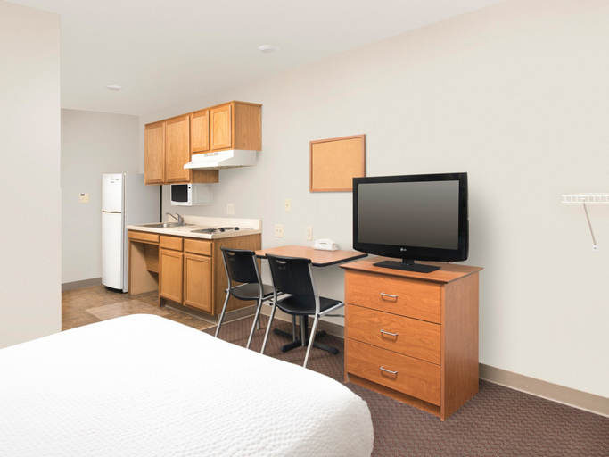 Bedroom 3, WoodSpring Suites San Antonio Fort Sam, Bexar