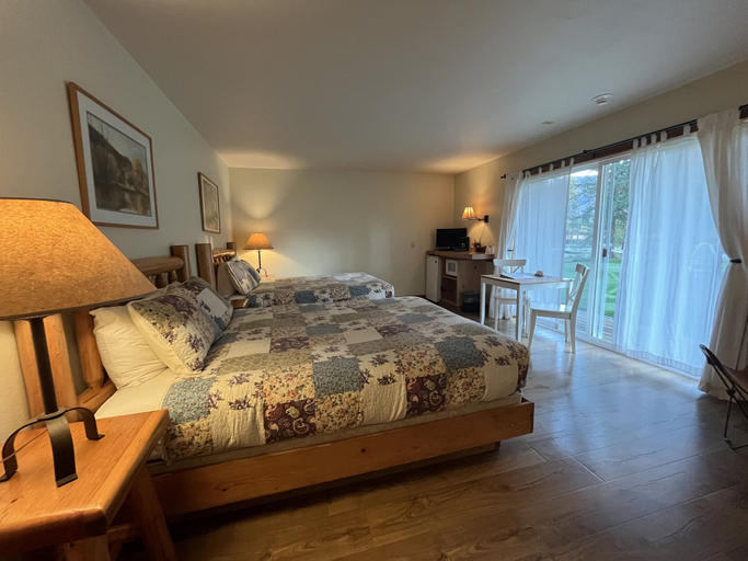 Bedroom 4, River Run Inn, Okanogan
