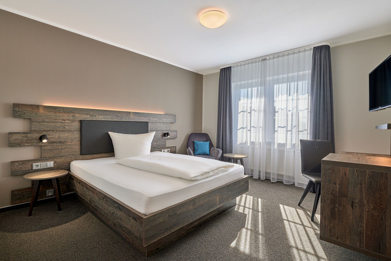Bedroom 2, Hotel Pfeffermühle, Siegen-Wittgenstein