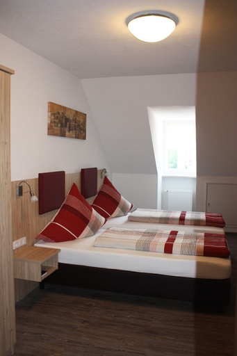Bedroom 3, Hotel Boarding House Hohenwart, Landsberg am Lech