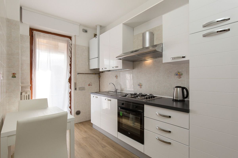 In-room dining 5, Impero House Rent - D'Azeglio, Verbano-Cusio-Ossola