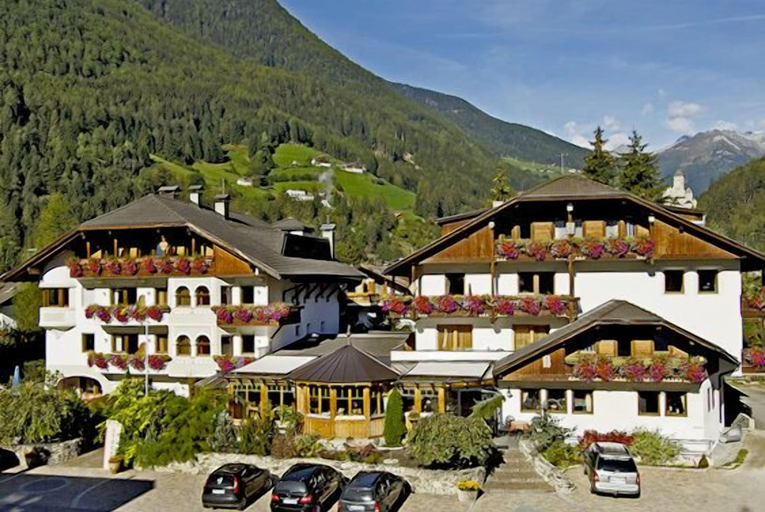 Exterior & Views 2, Alphotel Stocker, Bolzano