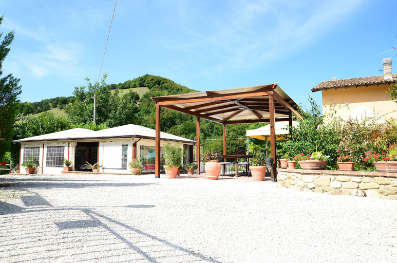 Exterior & Views 2, Selvicolle Country House, Macerata