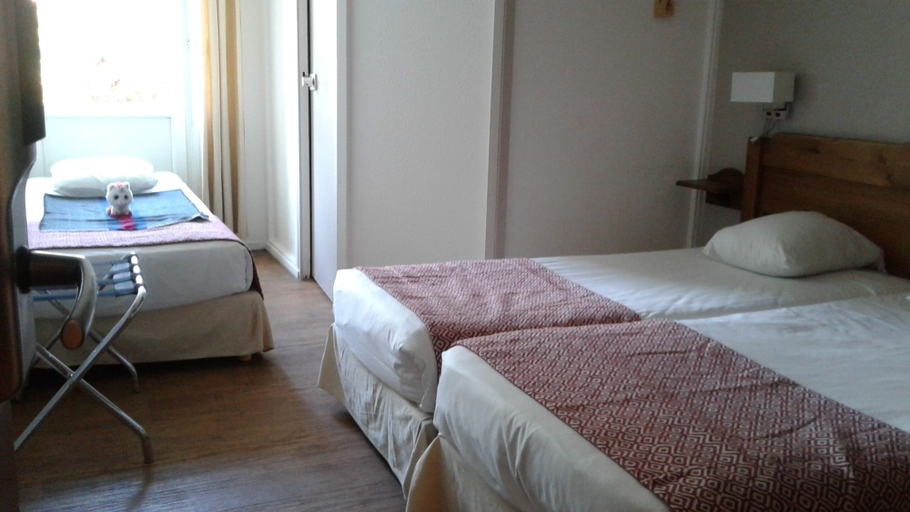 Bedroom 4, Hôtel Porte de Genève, Haute-Savoie
