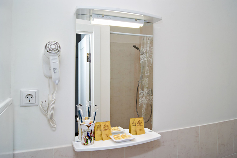 Bathroom 2, Apelsin on Dubrovka, Central