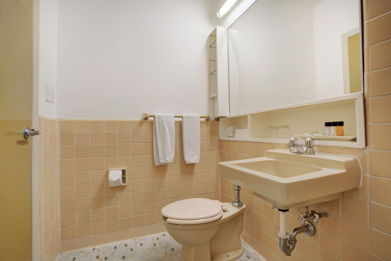 Bathroom 5, Hotel Quito, Quito